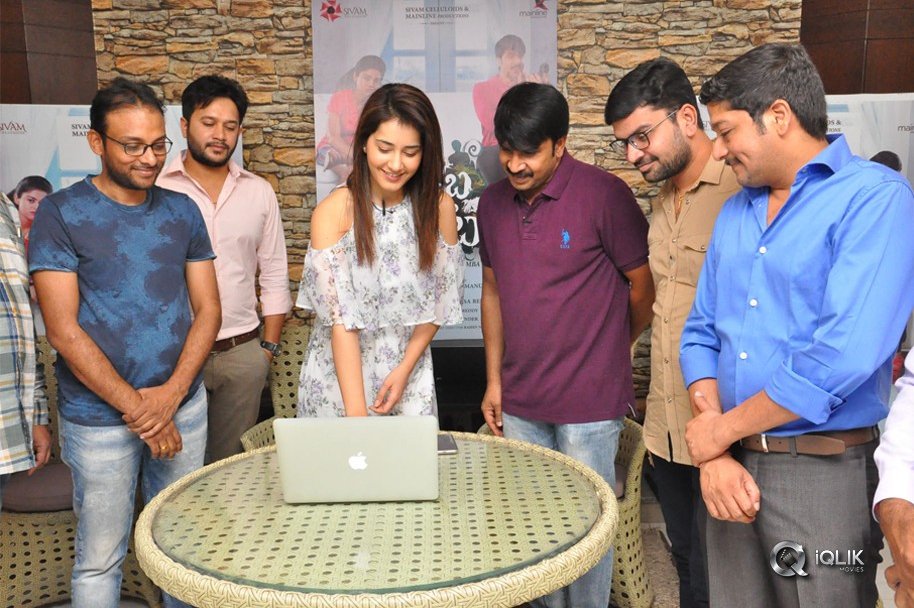 Jambalakidi-Pamba-Movie-Lyrical-Video-song-Launch-by-Raasi-Khanna